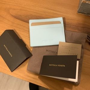 Brand new, authentic Bottega Veneta card holder!